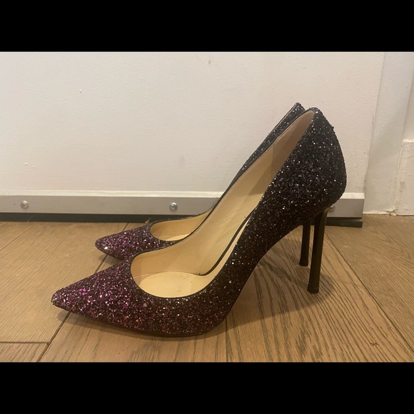 Jimmy Choo degrade coarse glitter fabric pump. Size 7 - Picture 4 of 8